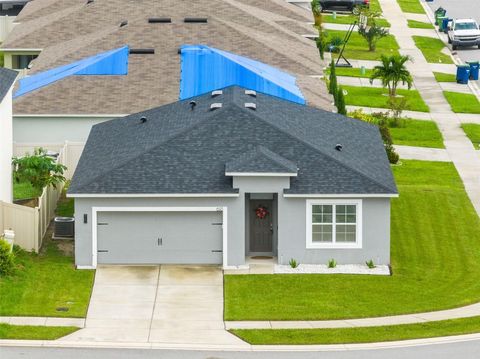 A home in WINTER HAVEN