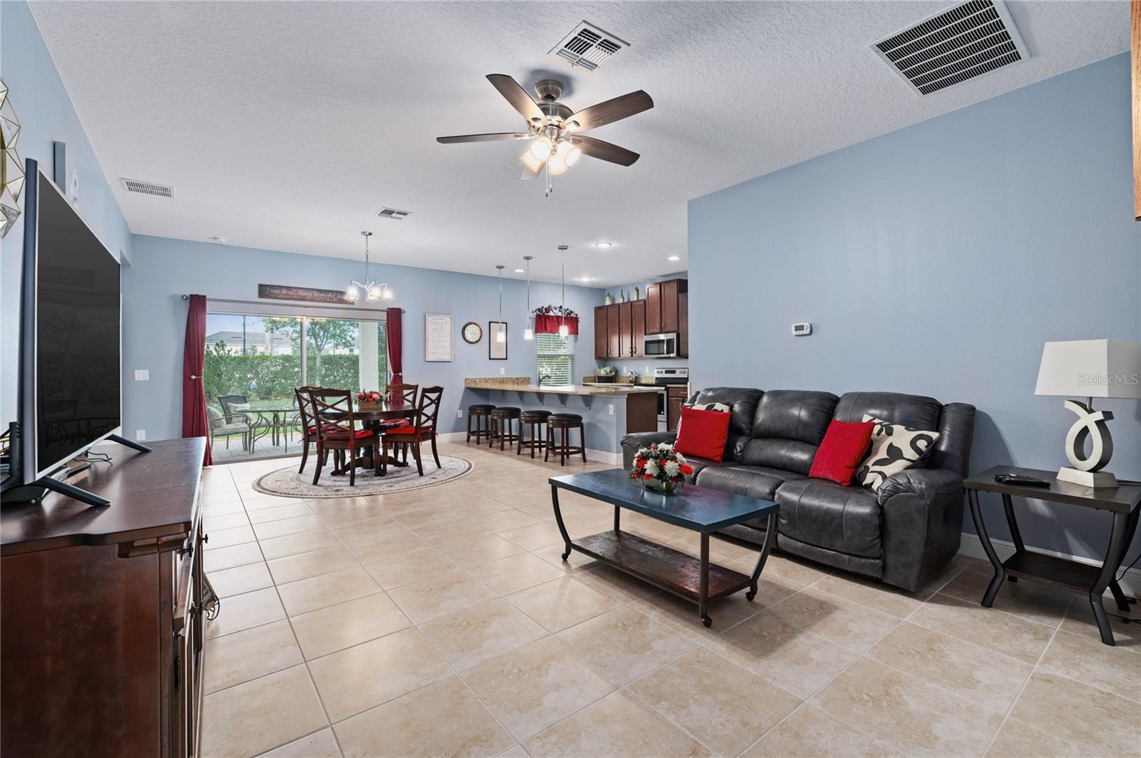 5513 ESTERO LOOP