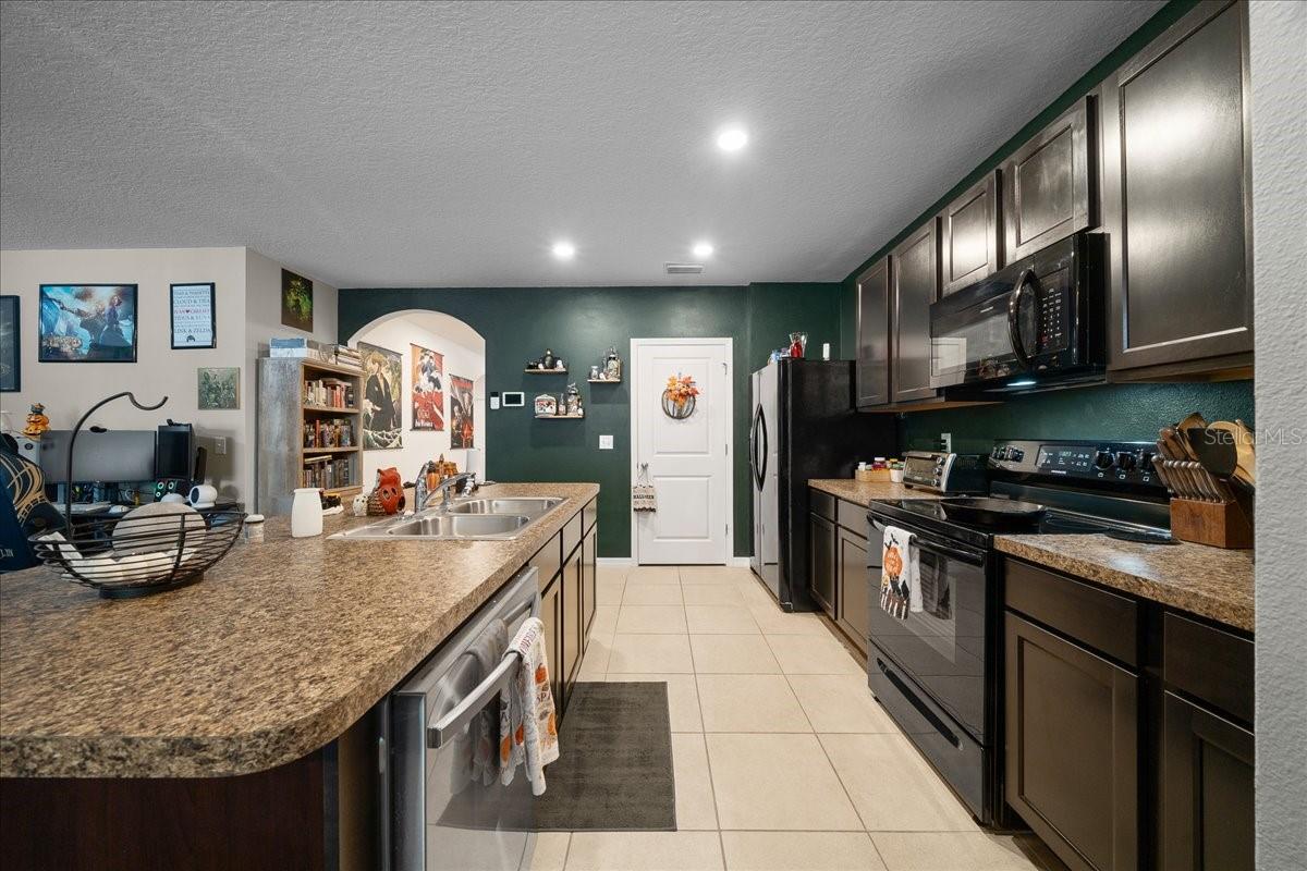 COBBLESTONE NORTH - Residential