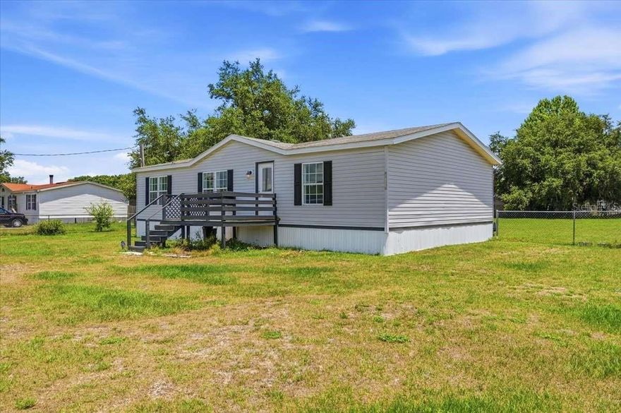 Spacious and bright home in Lakeland featuring a huge fenced backyard with plenty of space for multiple vehicles, boats, or an RV — and NO HOA! Recent upgrades include a brand new AC system, new interior paint, updated fixtures, and a new water softener system. Inside, you’ll find large walk-in closets and a functional layout with plenty of natural light throughout.
