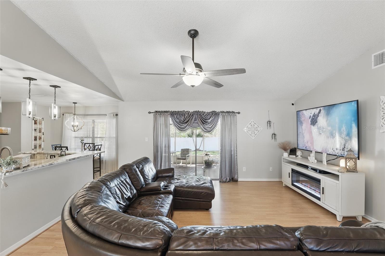 15912 LAKE ORIENTA COURT