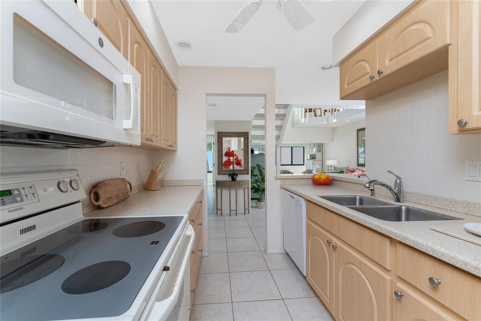 TAMARIND GULF & BAY BLDG B5 PH - Residential