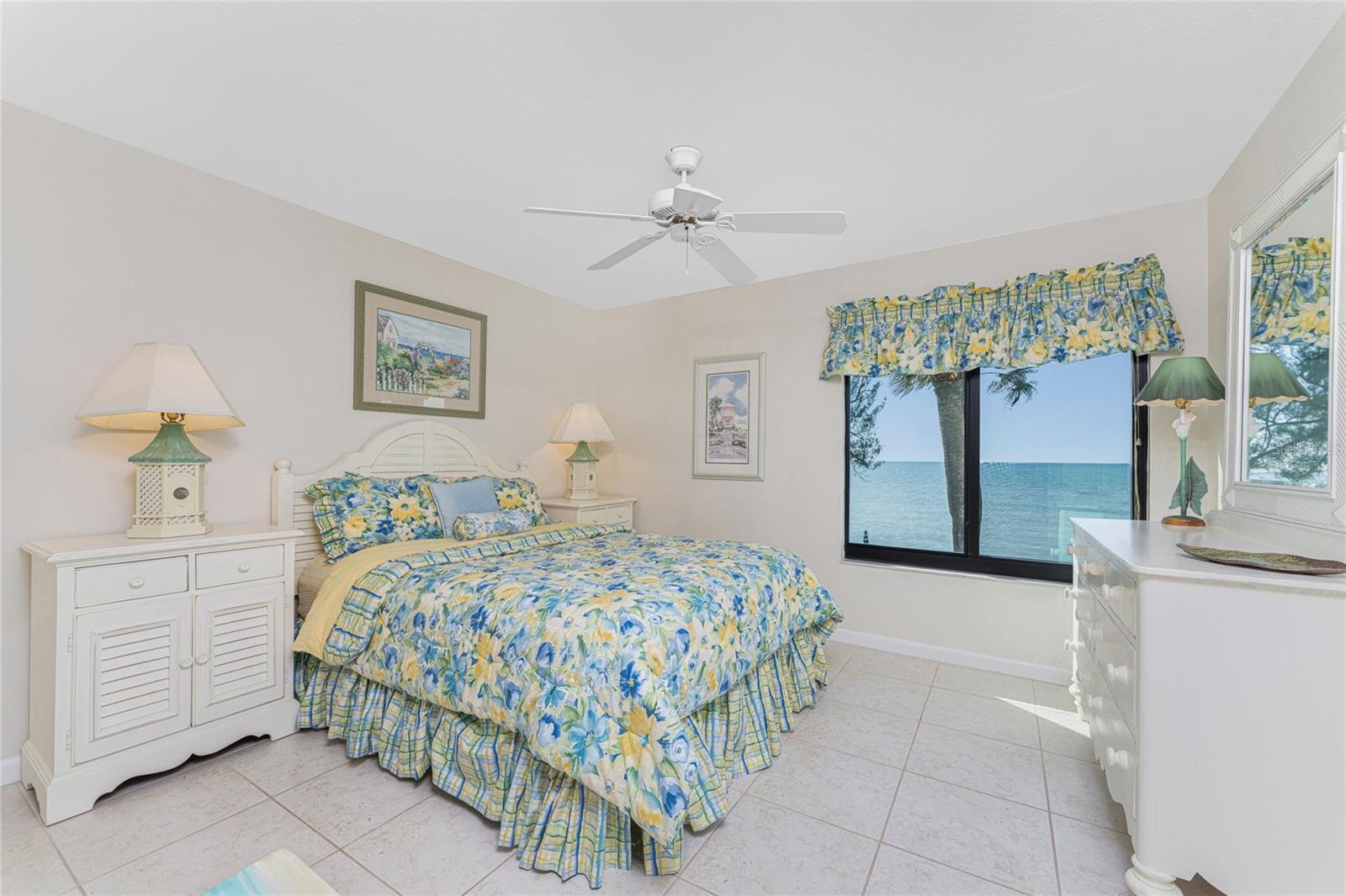 TAMARIND GULF & BAY BLDG B5 PH - Residential