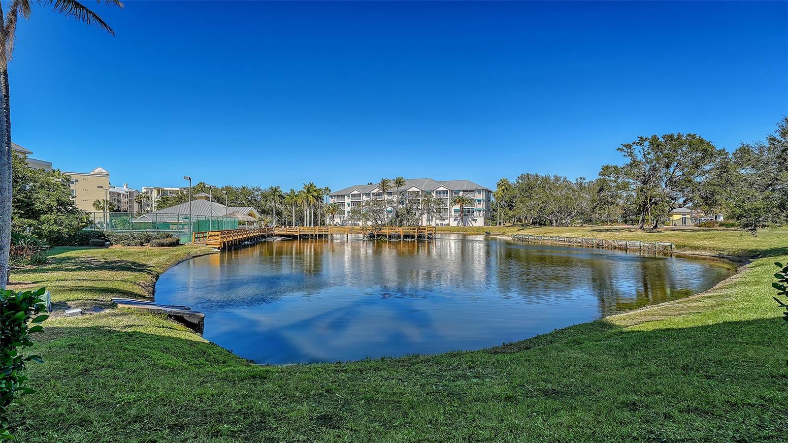 LAKE VISTA - Residential