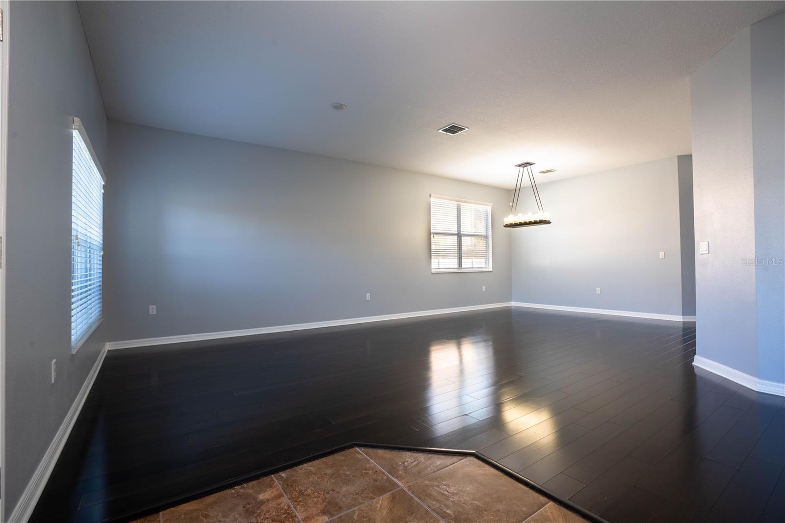 535 BELLE FERN CT