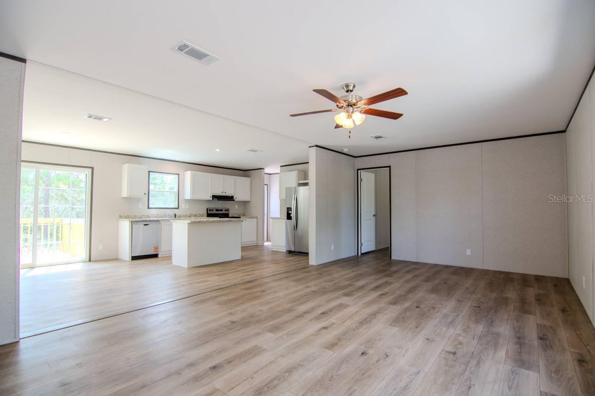 OAKRIDGE ESTATES - Residential