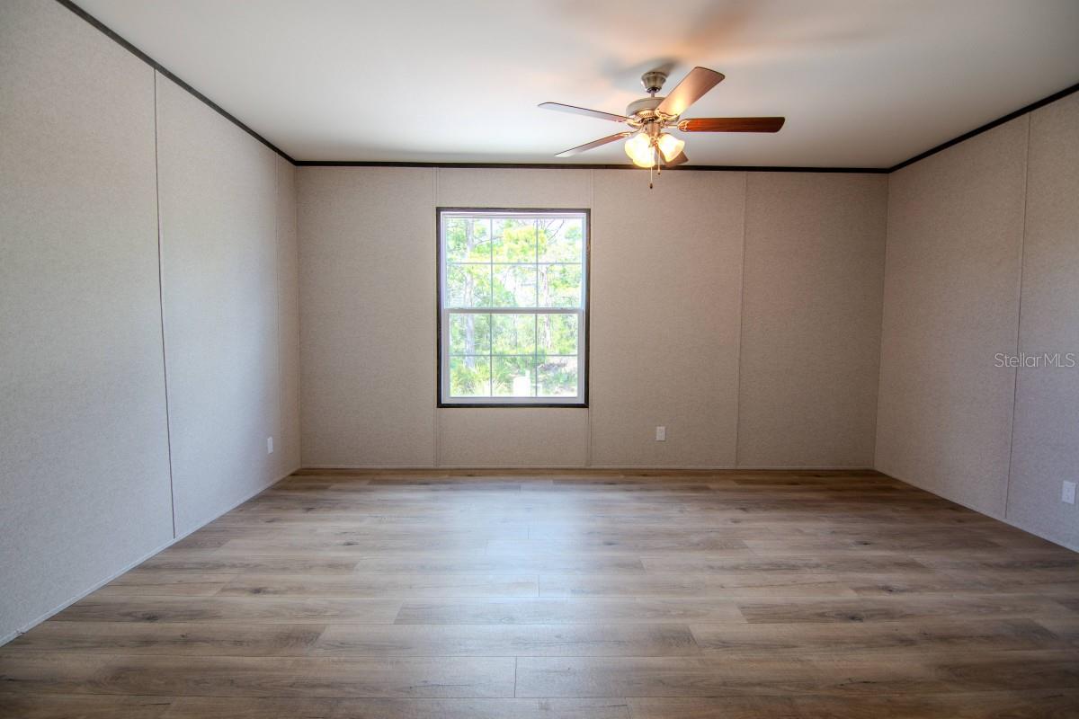 OAKRIDGE ESTATES - Residential