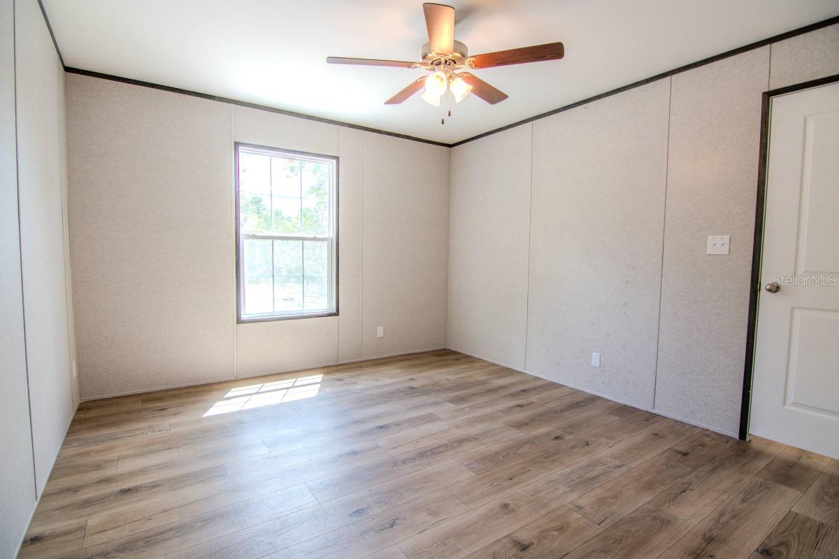 OAKRIDGE ESTATES - Residential