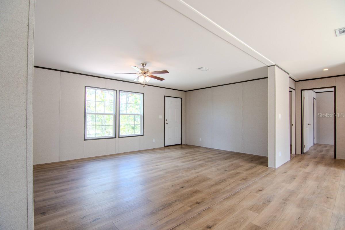 OAKRIDGE ESTATES - Residential