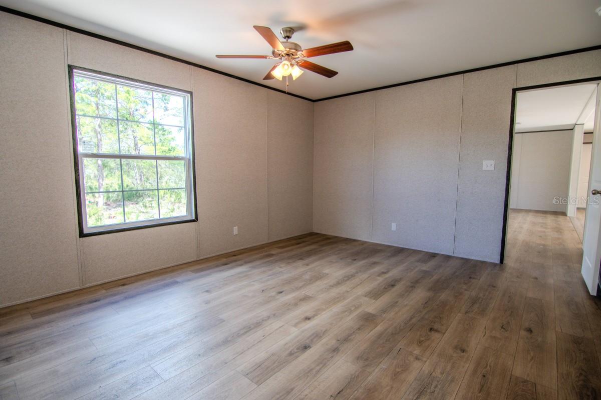 OAKRIDGE ESTATES - Residential