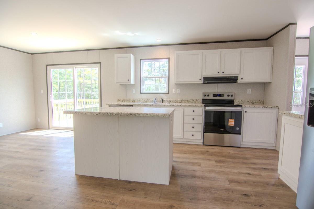 OAKRIDGE ESTATES - Residential