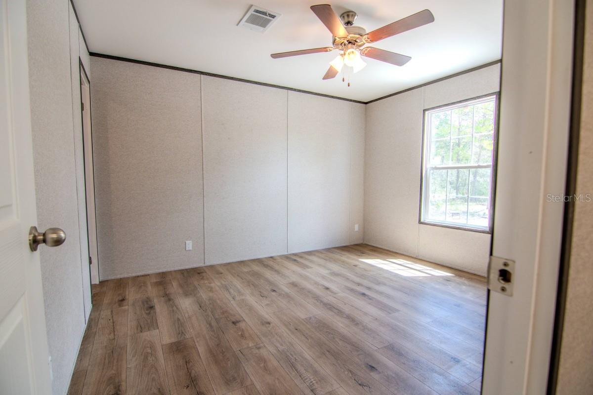 OAKRIDGE ESTATES - Residential