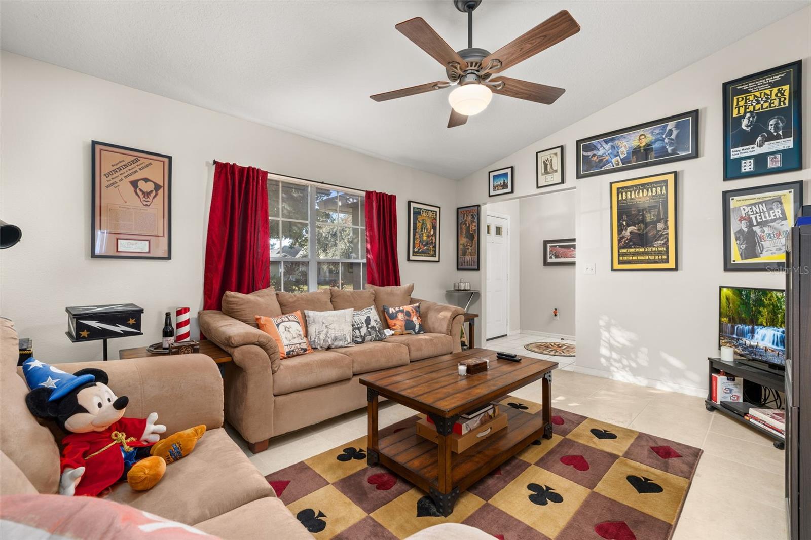 ROSE HILL GROVES - Residential