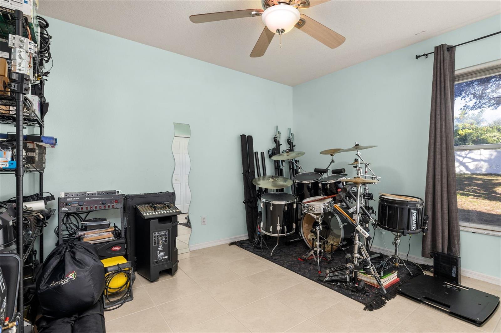 ROSE HILL GROVES - Residential