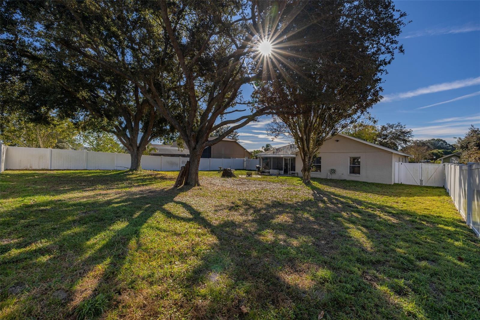 ROSE HILL GROVES - Residential