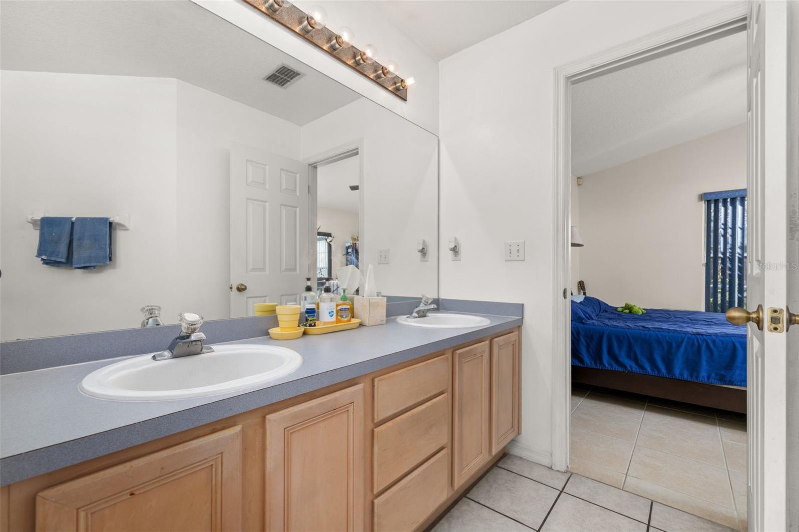 ROSE HILL GROVES - Residential