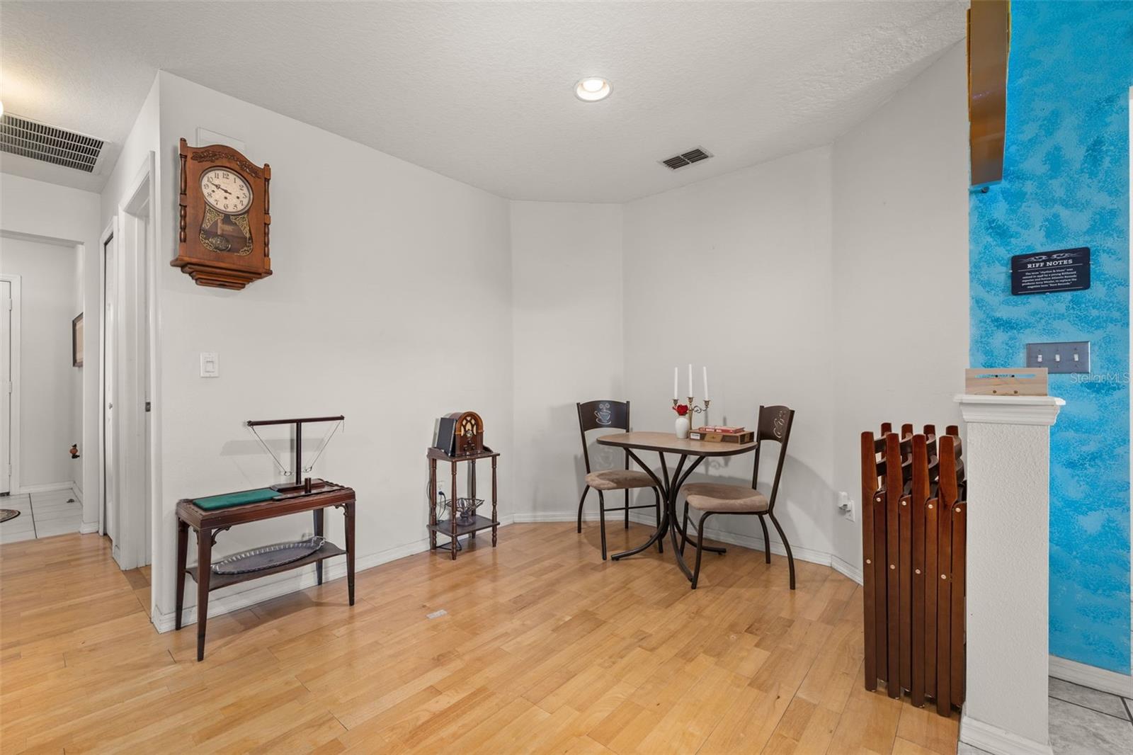 ROSE HILL GROVES - Residential