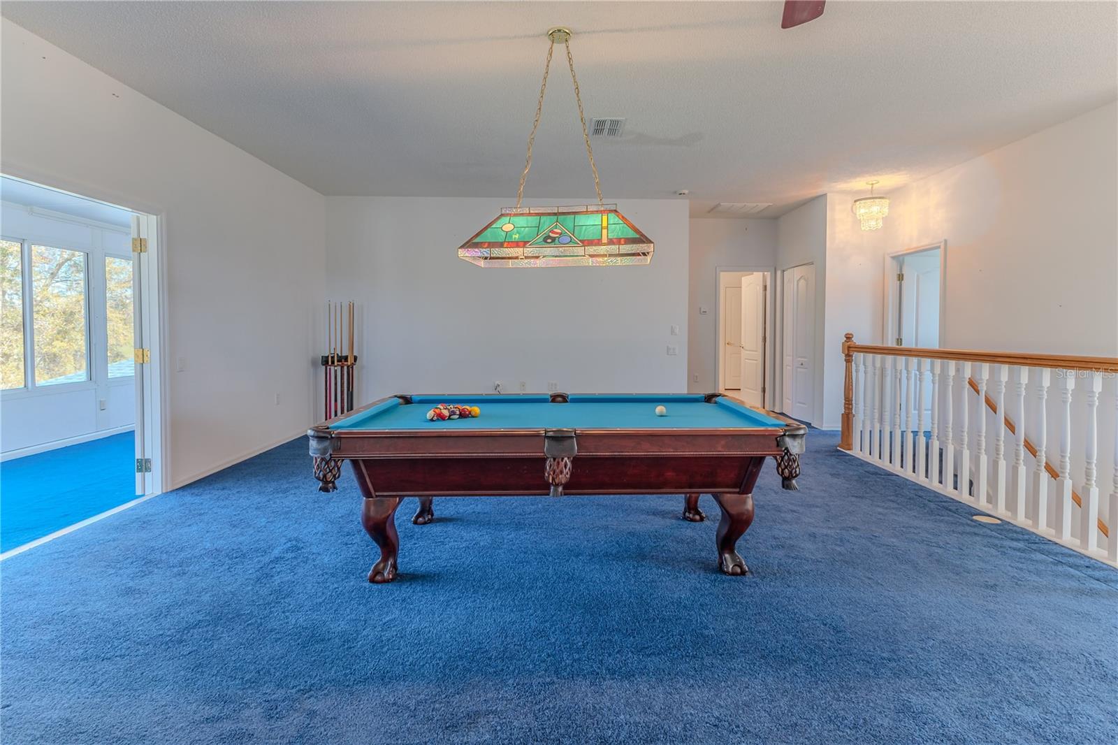 WHISPERING OAKS - Residential