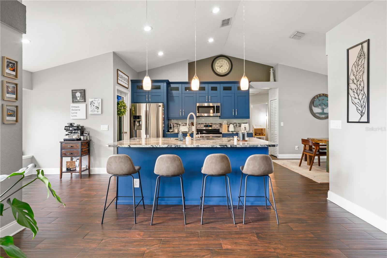 NATURES HIDEAWAY - Residential