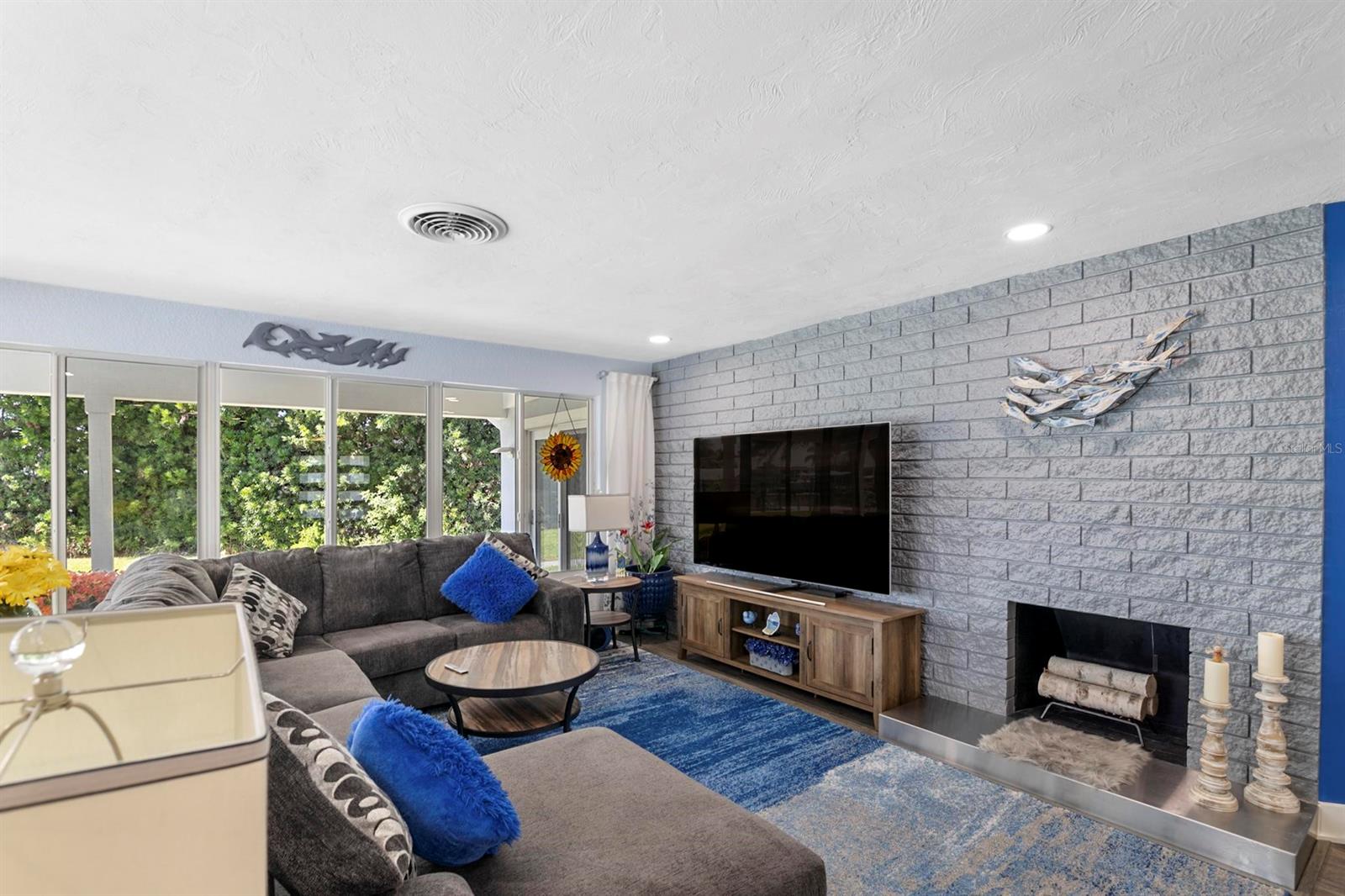 Venezia Unit 03 - Residential