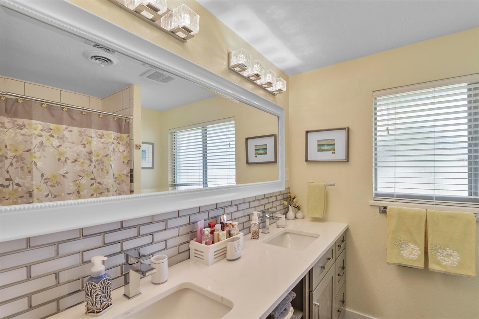 Venezia Unit 03 - Residential