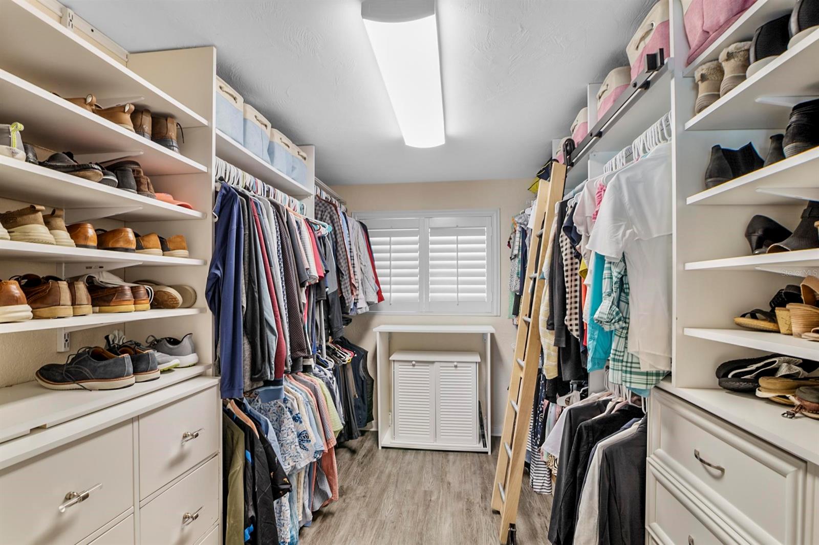 Venezia Unit 03 - Residential