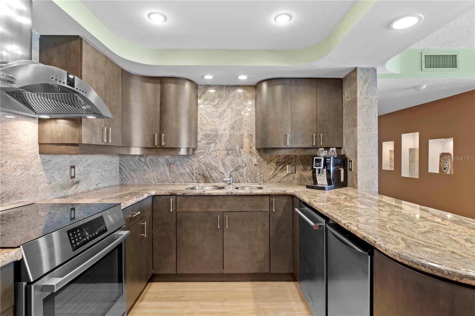 SAND KEY CONDO-SOUTH BEACH 1460 - Residential