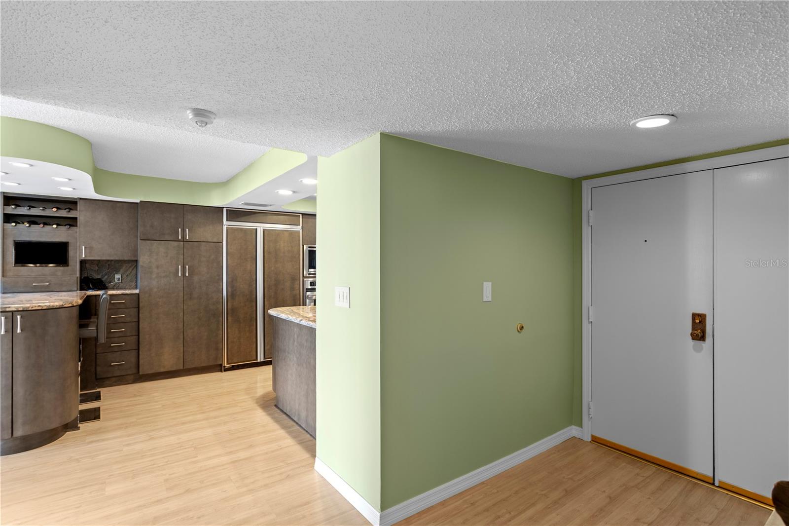 SAND KEY CONDO-SOUTH BEACH 1460 - Residential