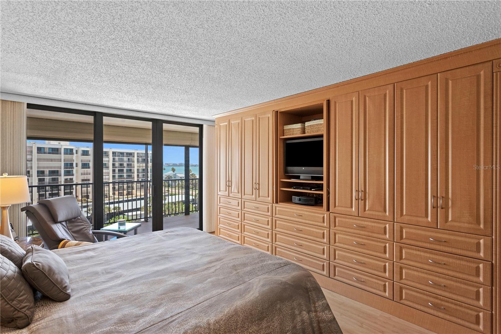 SAND KEY CONDO-SOUTH BEACH 1460 - Residential