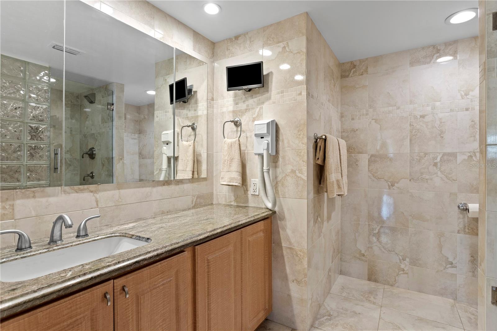 SAND KEY CONDO-SOUTH BEACH 1460 - Residential