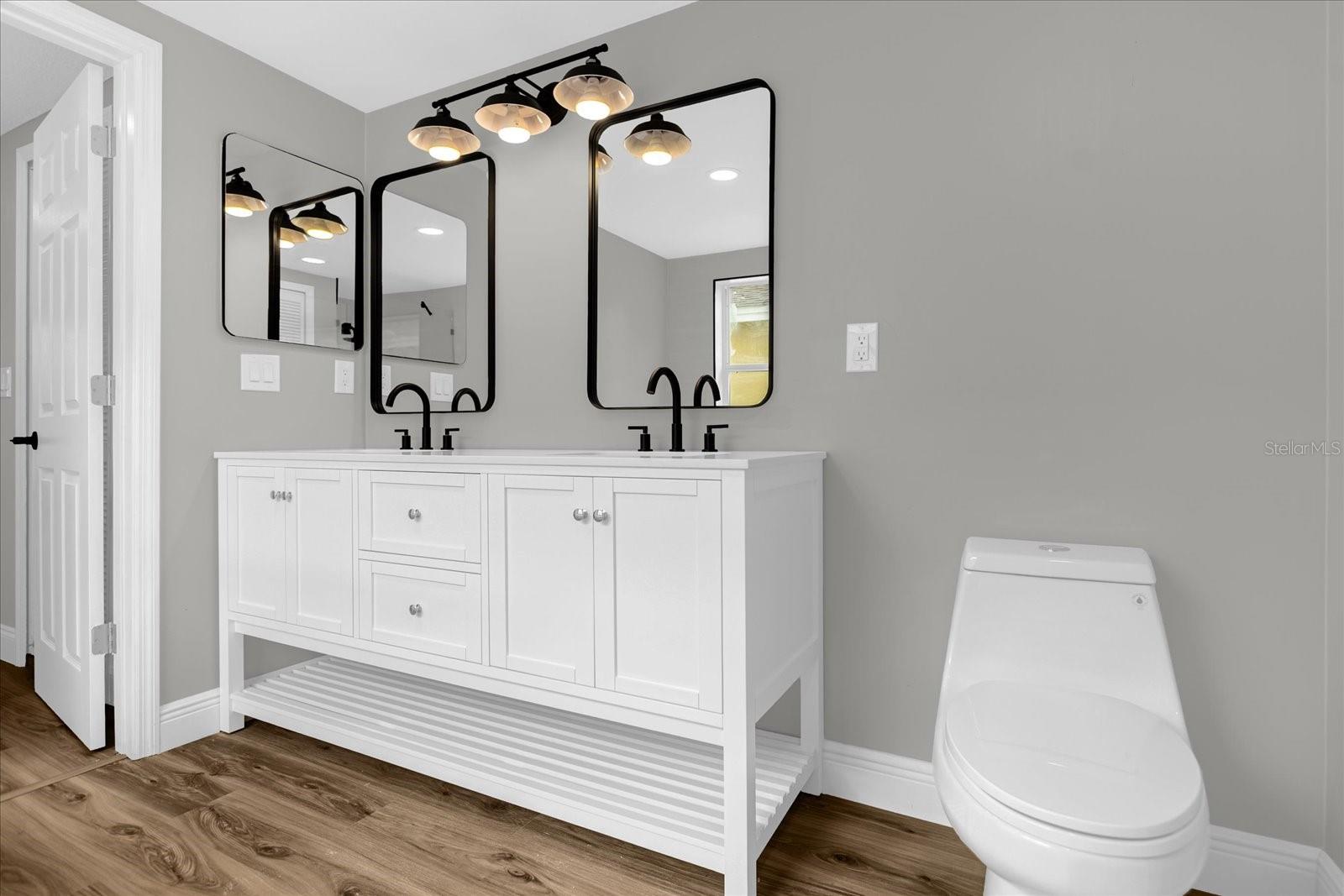 LINDFIELDS UNIT 1 - Residential Lease