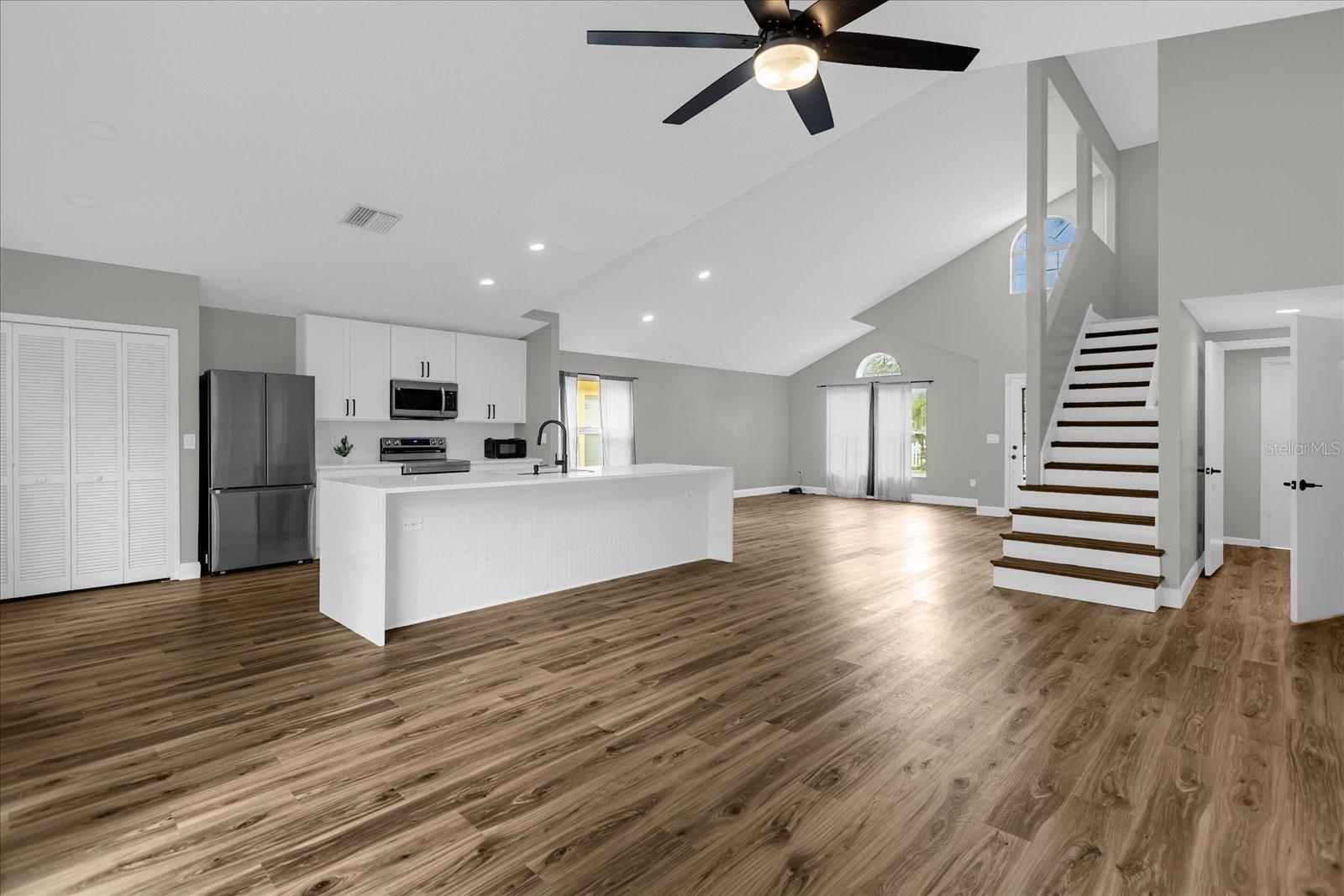 LINDFIELDS UNIT 1 - Residential Lease