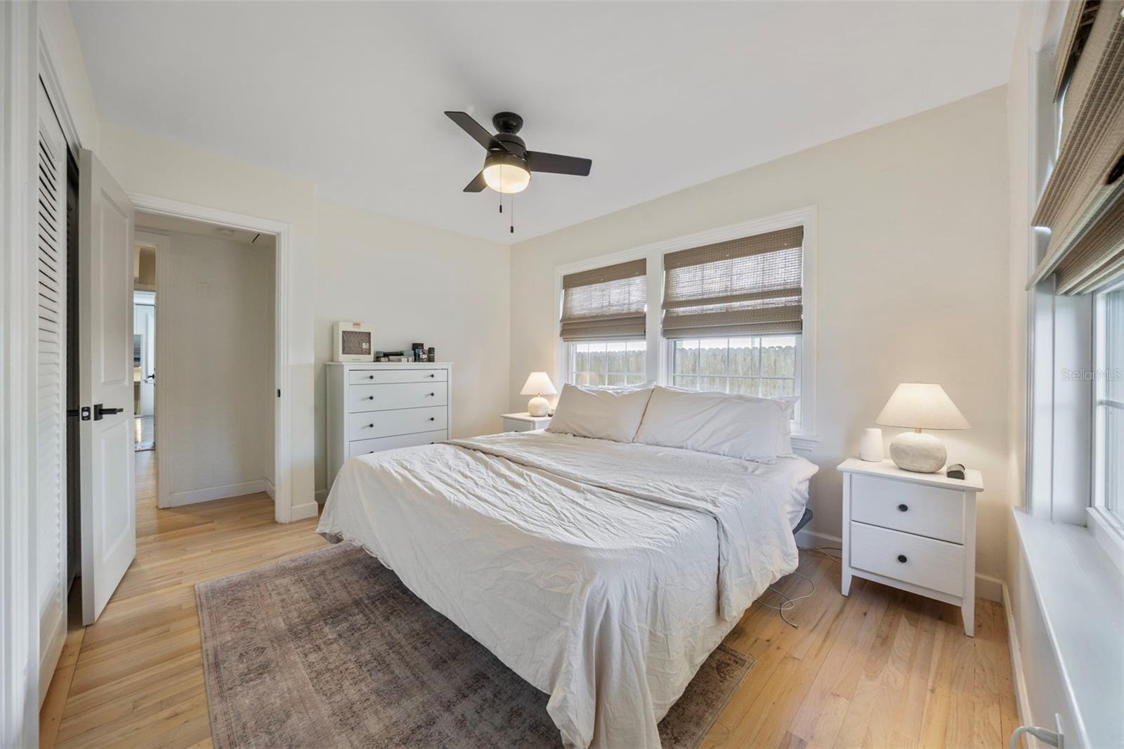 HYDE PARK - Residential