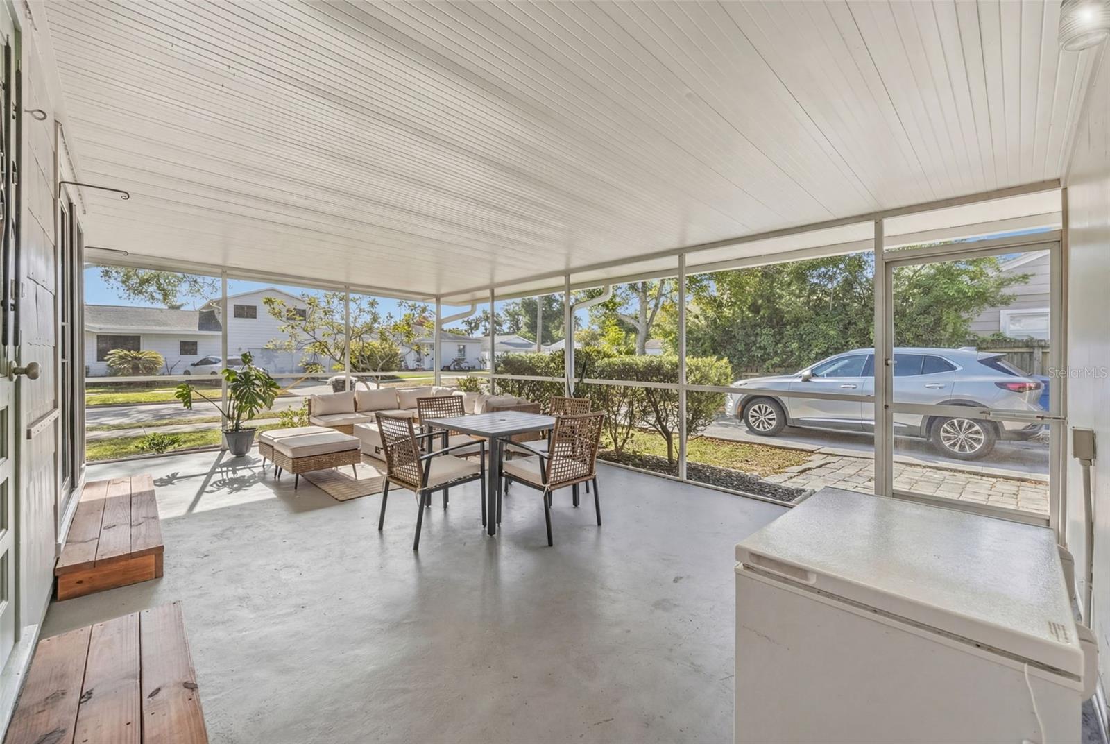 HYDE PARK - Residential