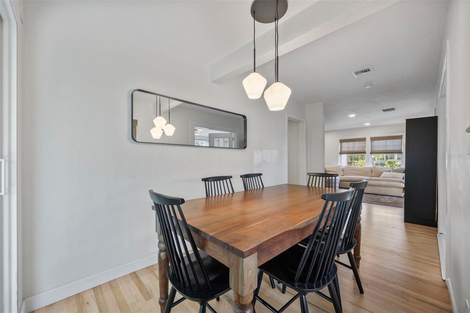 HYDE PARK - Residential