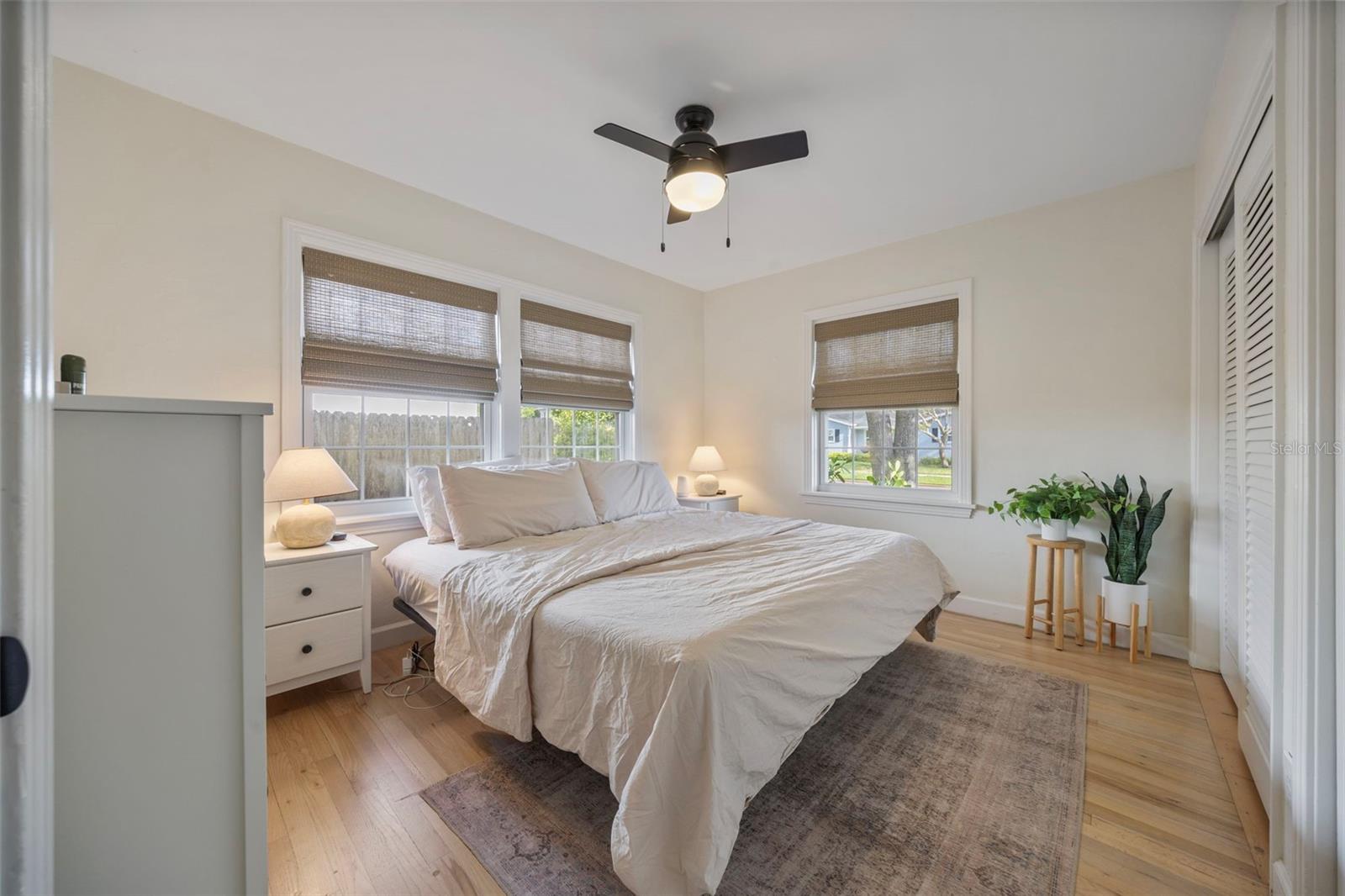 HYDE PARK - Residential