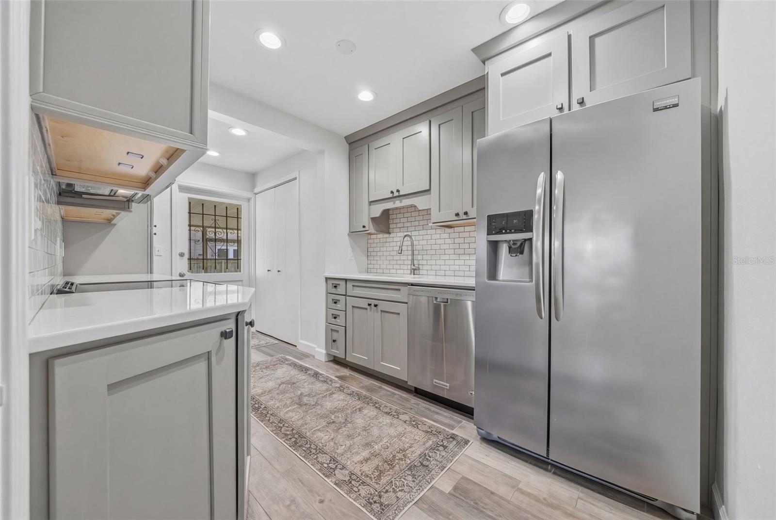 HYDE PARK - Residential