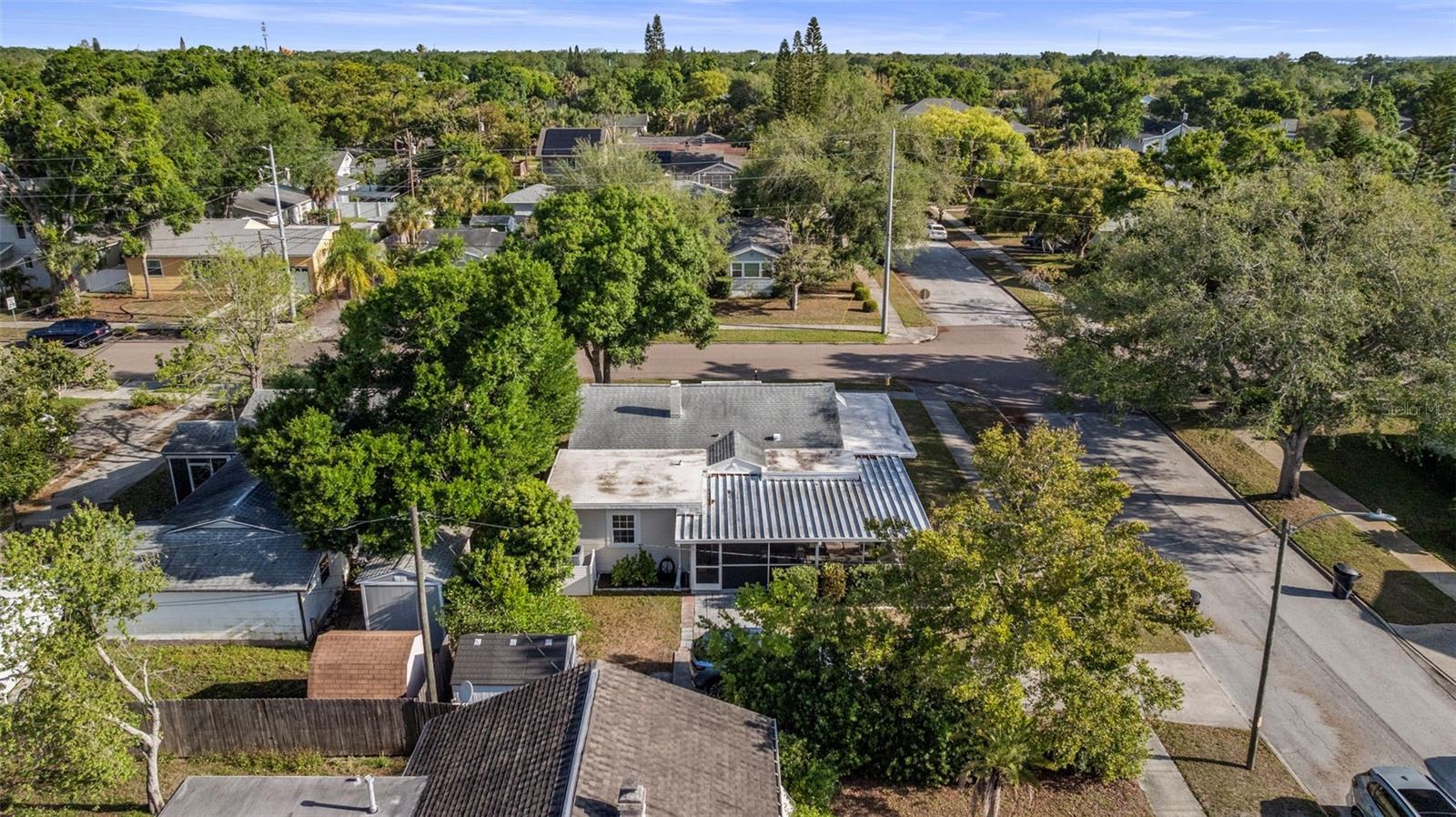 HYDE PARK - Residential