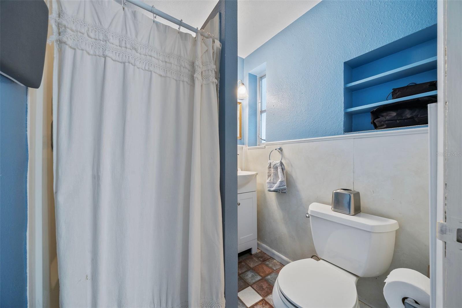 HYDE PARK - Residential