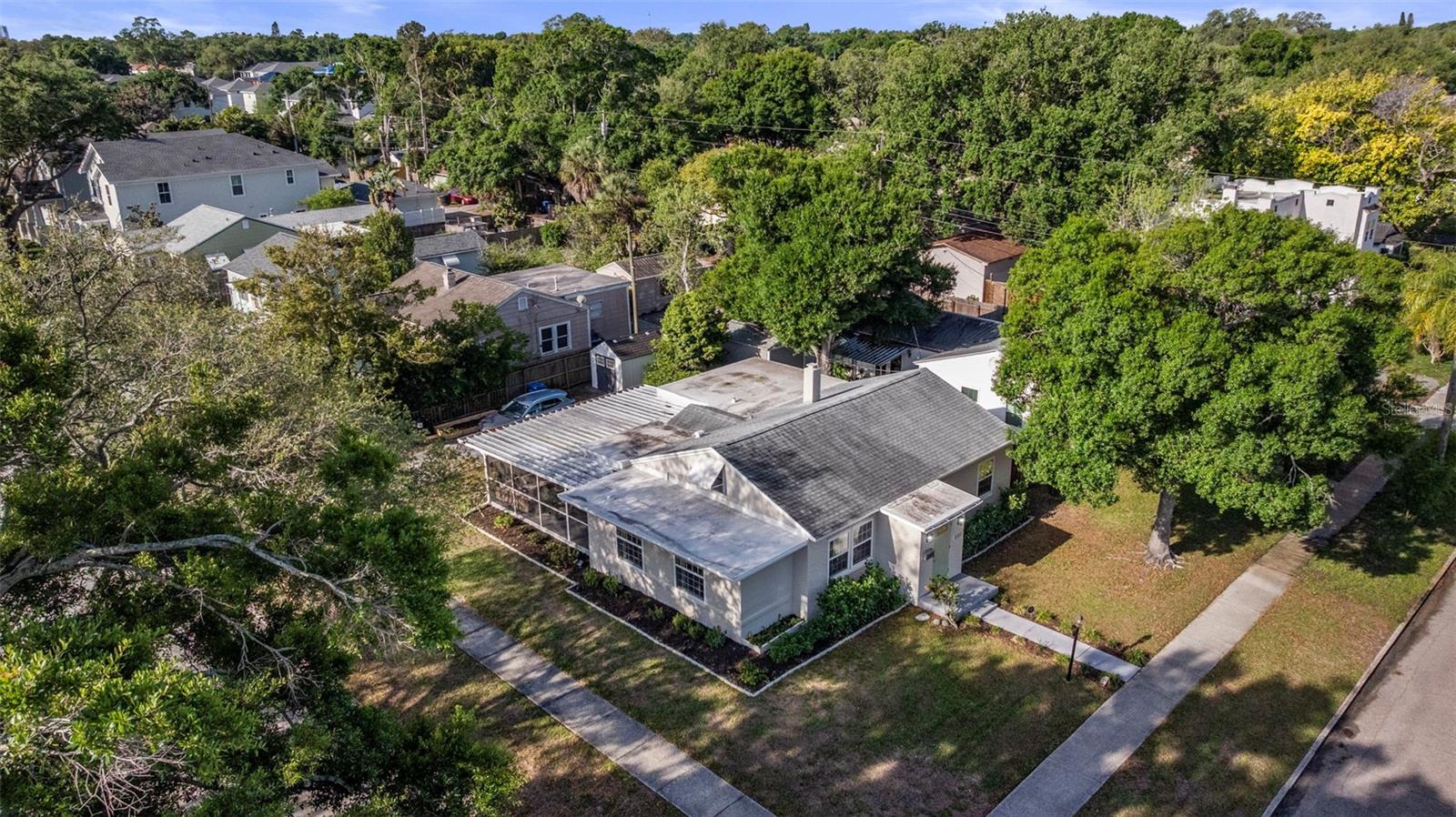 HYDE PARK - Residential