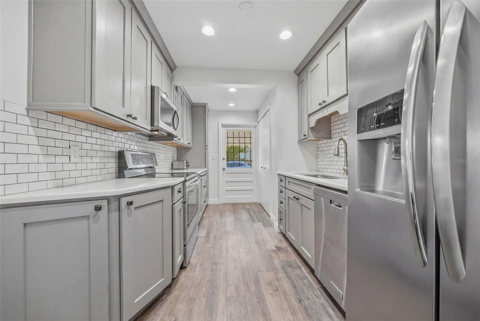 HYDE PARK - Residential