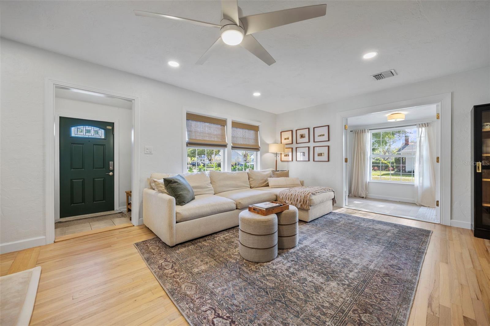 HYDE PARK - Residential