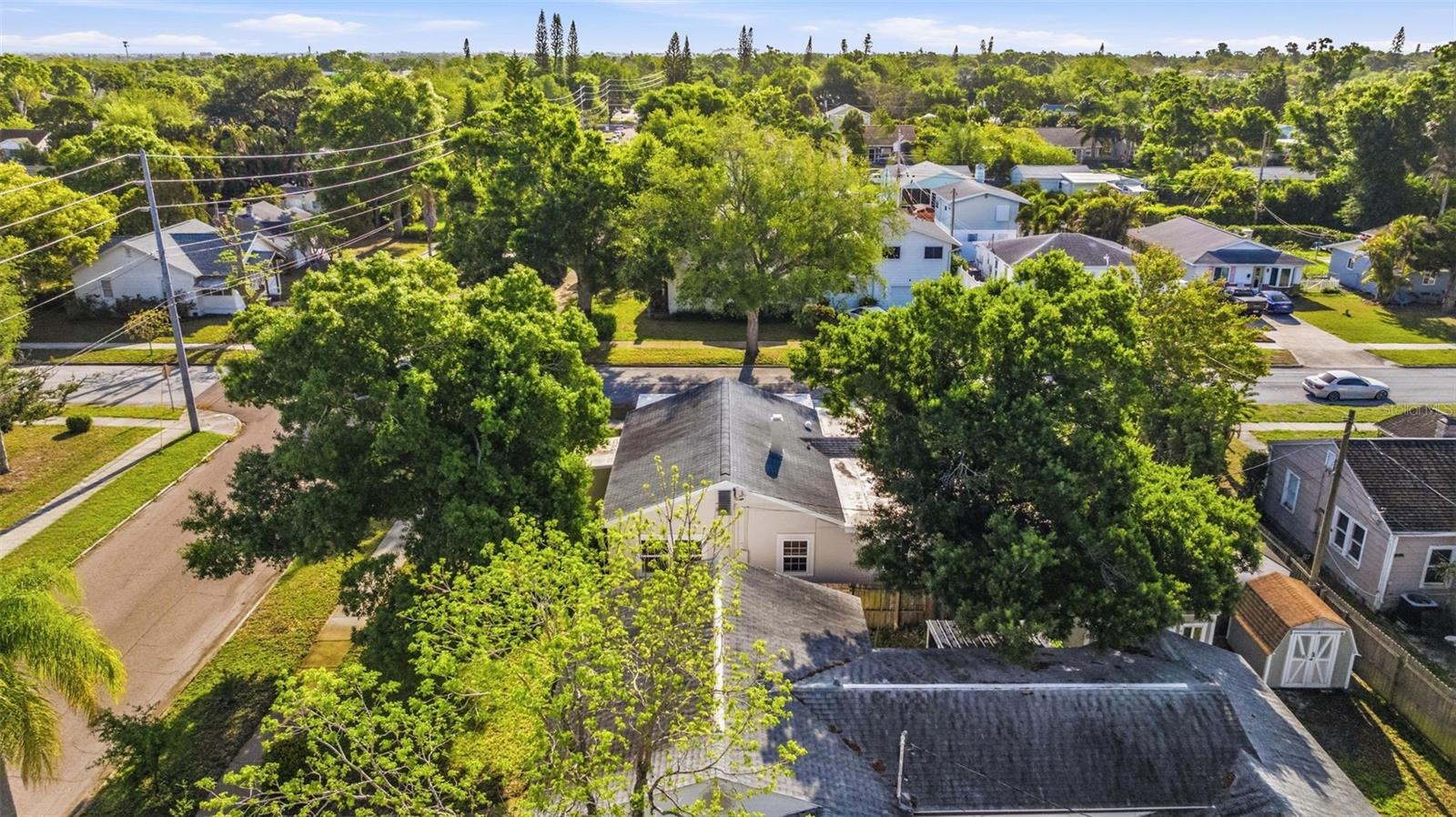 HYDE PARK - Residential