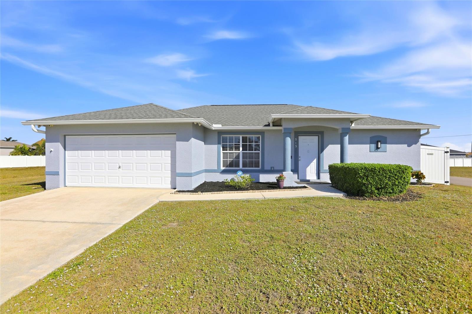 CAPE CORAL - Residential