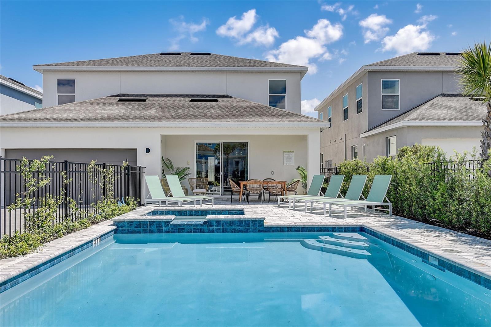 7458 GATHERING DRIVE