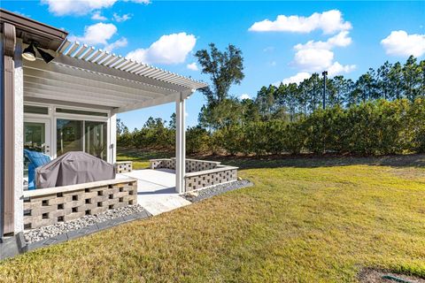 Tiny photo for 5886 SW 93rd Circle, Ocala, FL 34481 (MLS # OM715757)