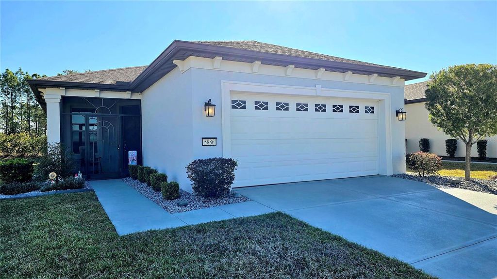 Photo of 5886 SW 93rd Circle, Ocala, FL 34481 (MLS # OM715757)