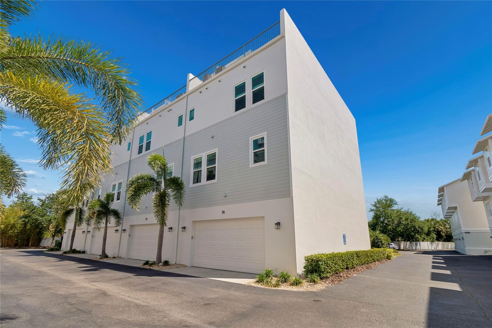 BELFAIR PARK TOWNHOMES - Residential
