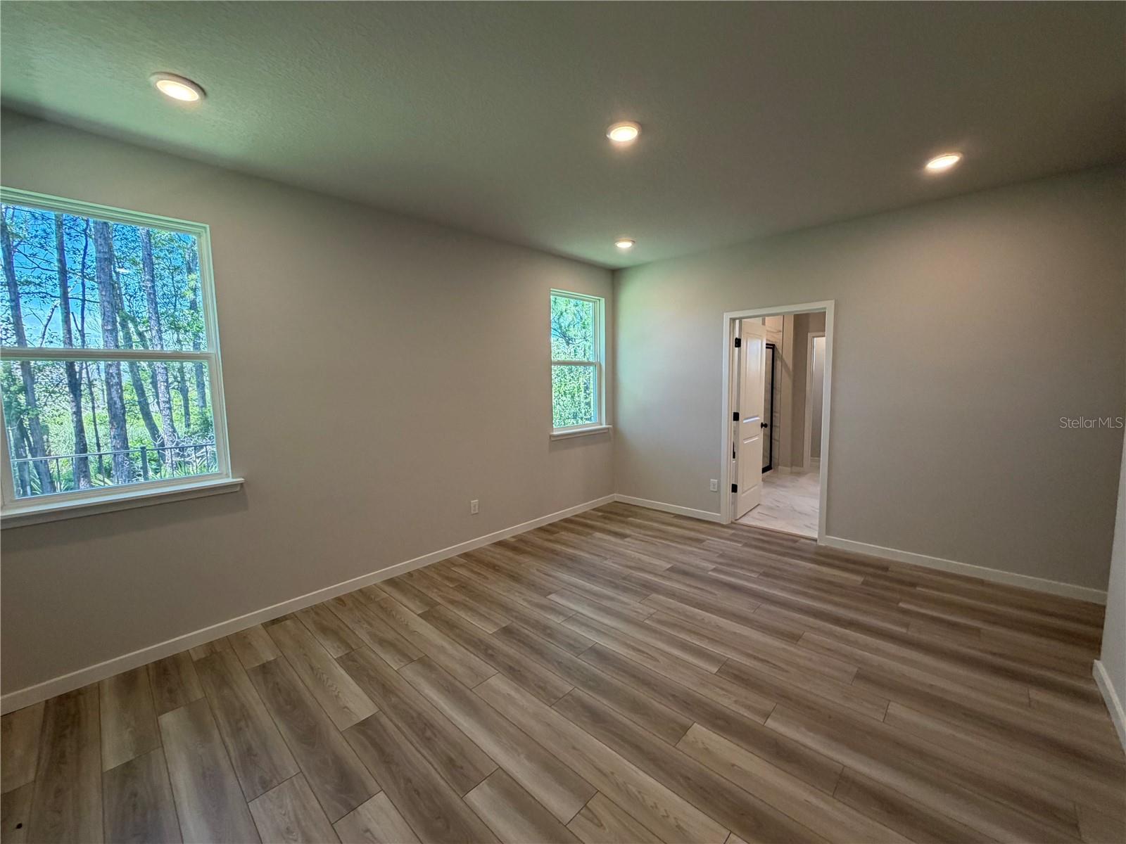 RESERVE EAST - Residential