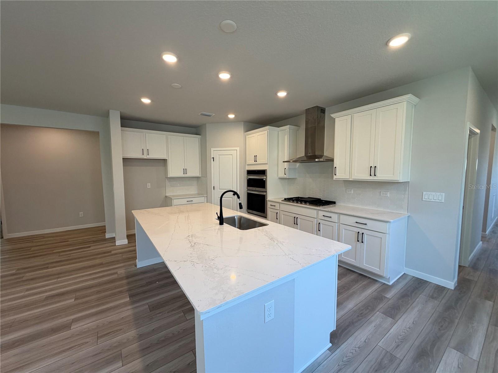 RESERVE EAST - Residential